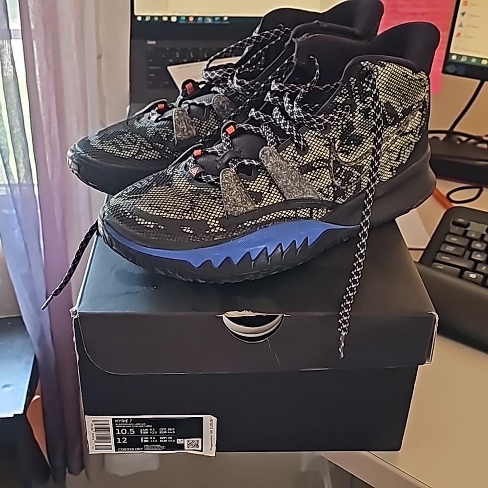 Nike Kyrie 7 Basketball Shoes Mens